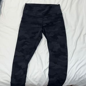 Lululemon Wunder Under leggings